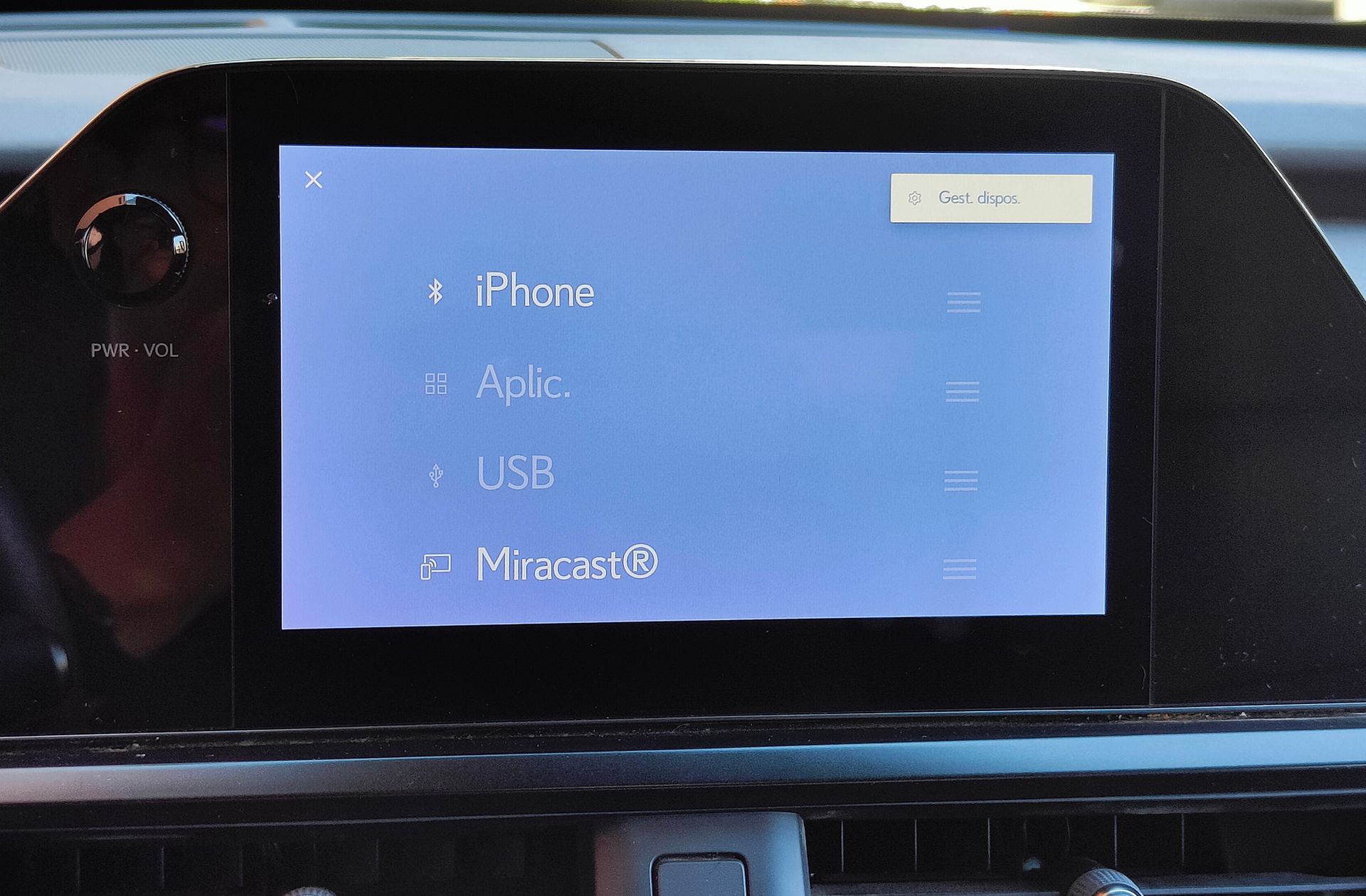Lexus UX 250h Premium - foto 8
