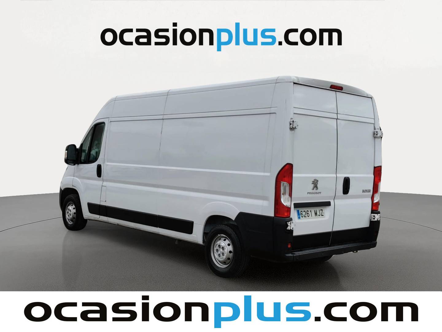Foto delantera Peugeot Boxer Peugeot Boxer Furgon BlueHDi 140 S&S 335 L3H2 (140 CV) derecha