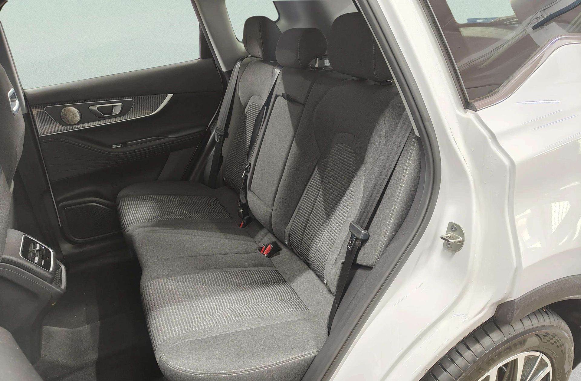 Ebro s700 1.6 T-GDi Comfort DCT - foto 11