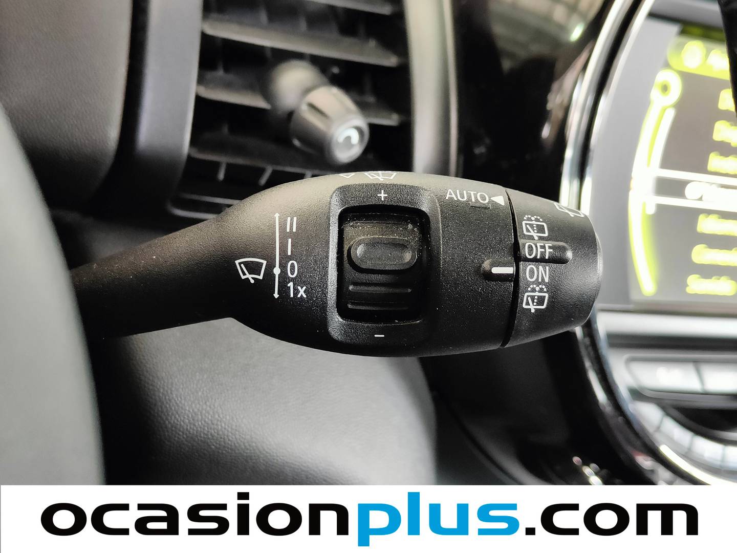 Extras y acabados del Mini MINI Mini MINI Cooper 5 Puertas One (102 CV)