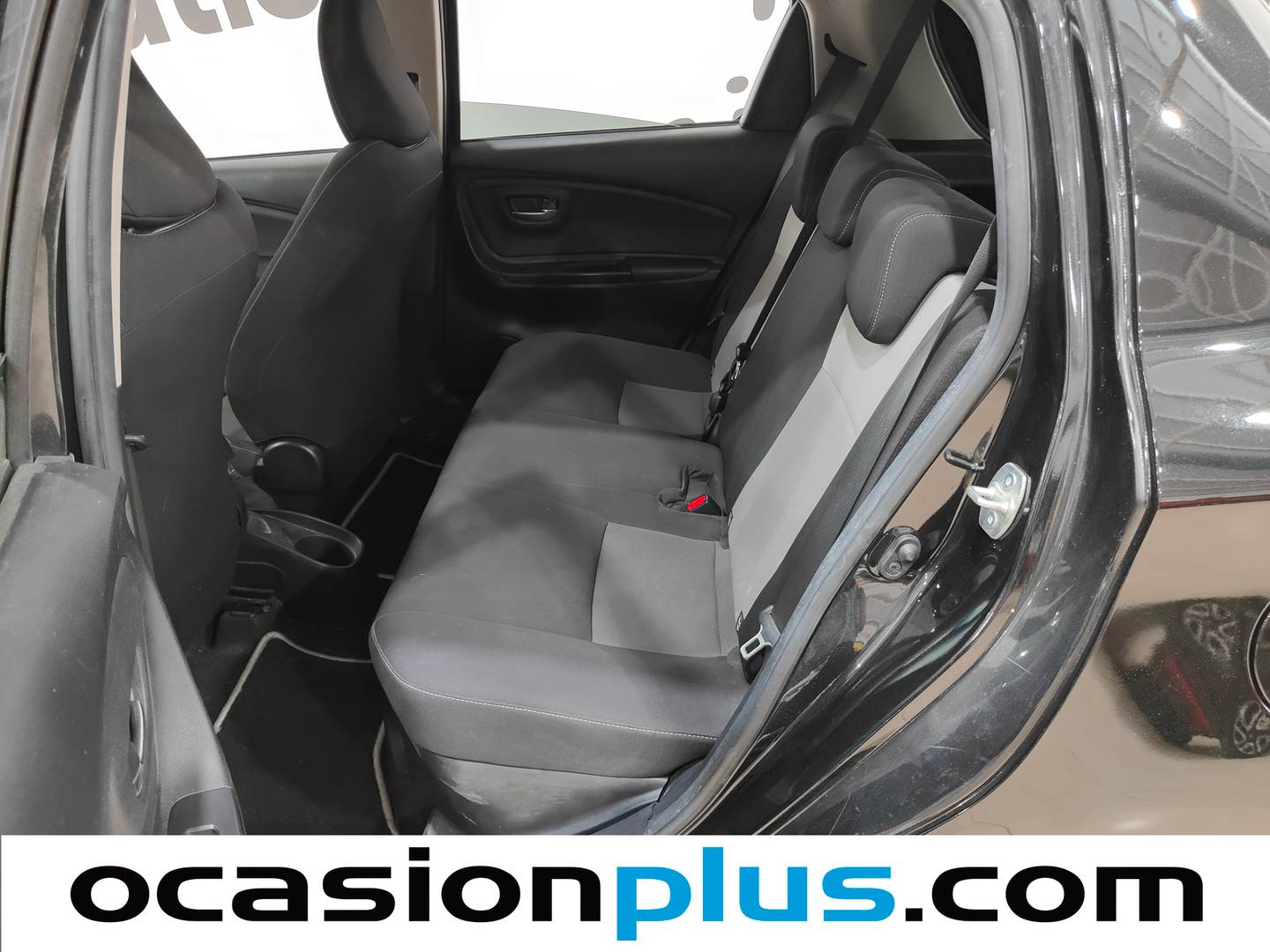 Foto asientos traseros Toyota Yaris Toyota Yaris 1.5 Hybrid Feel (100 CV)