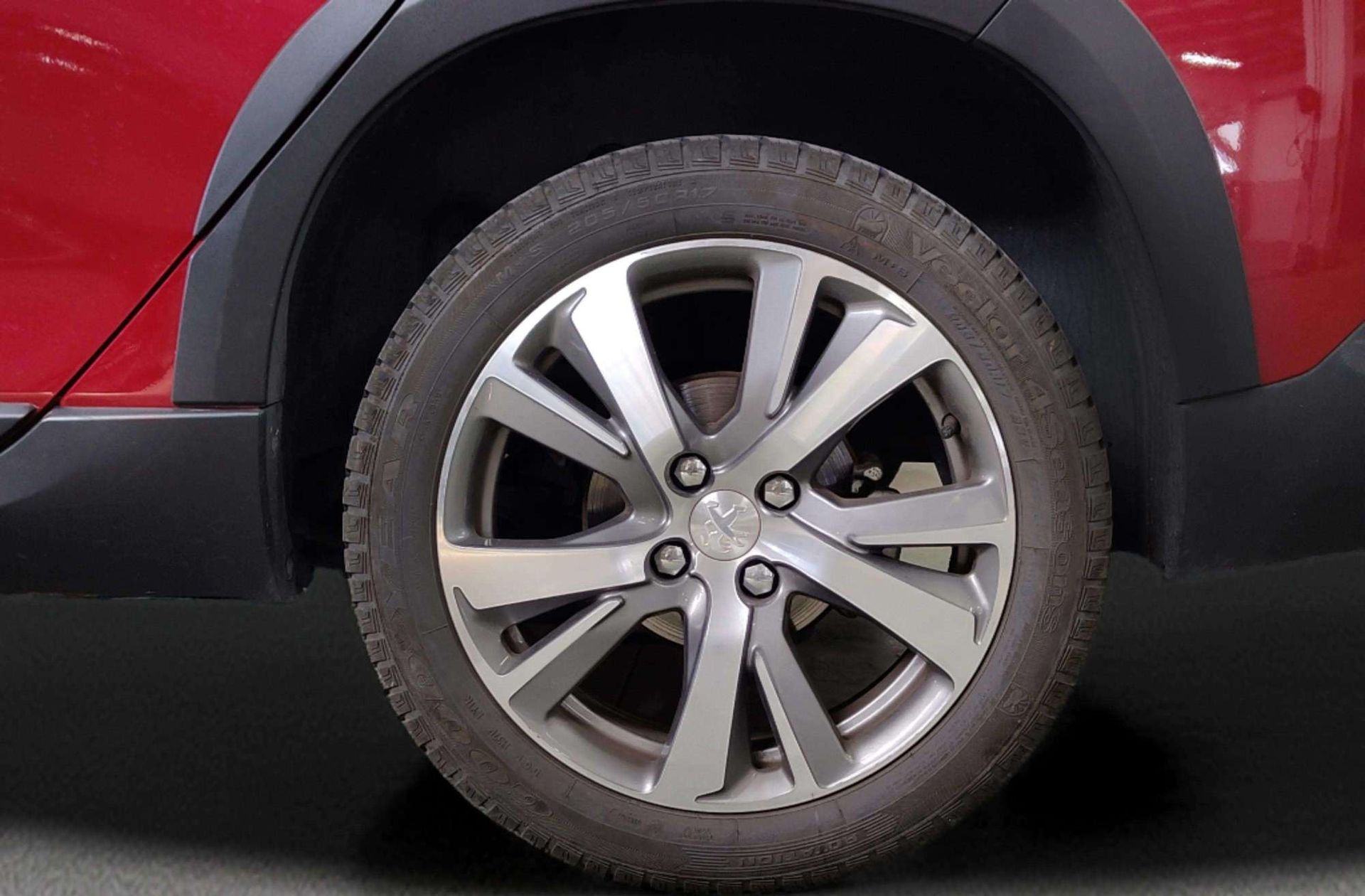 Peugeot 2008 PureTech 130 Allure - foto 41