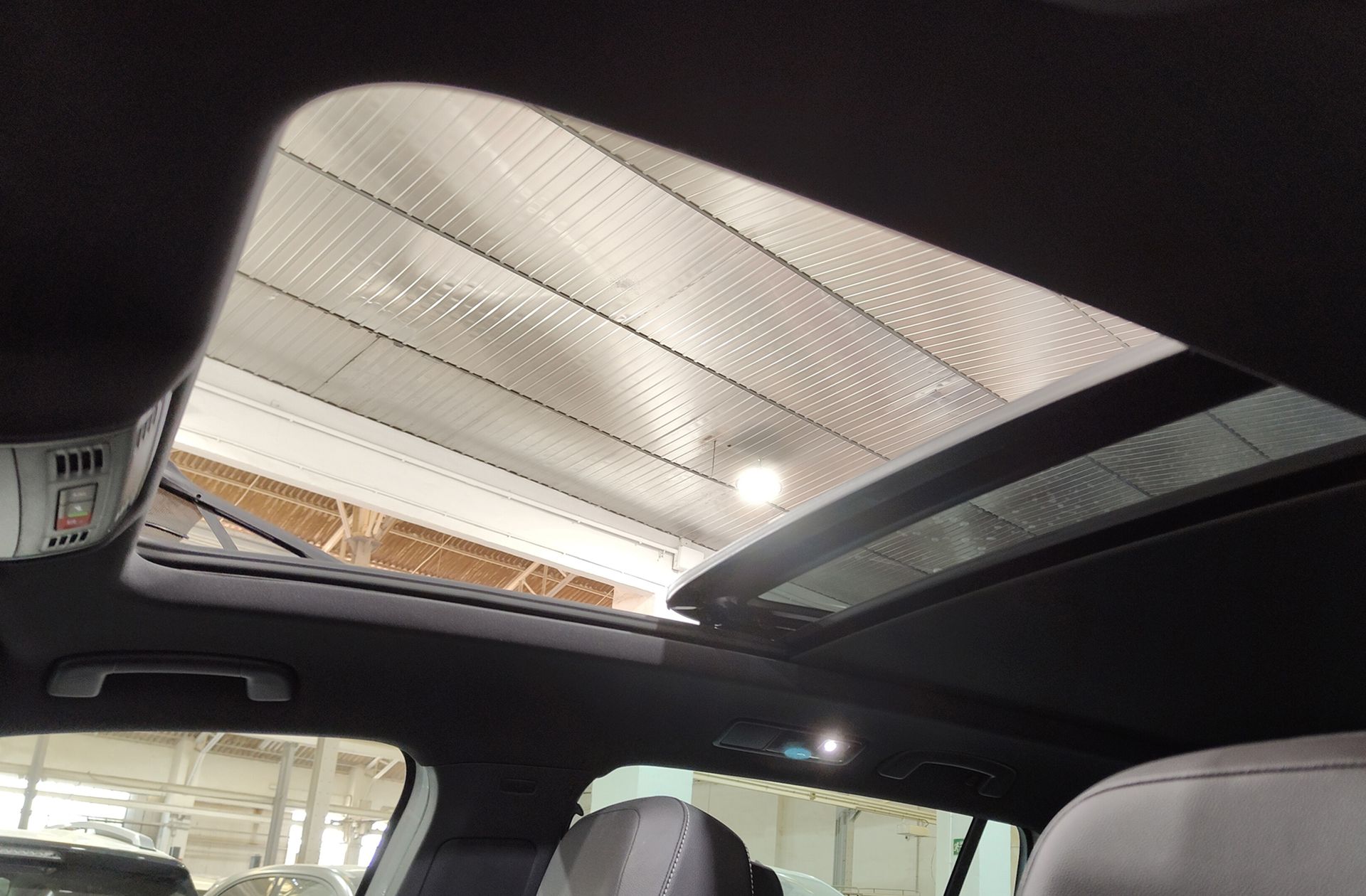 Volkswagen Tiguan R-Line 1.5 TSI DSG - foto 6