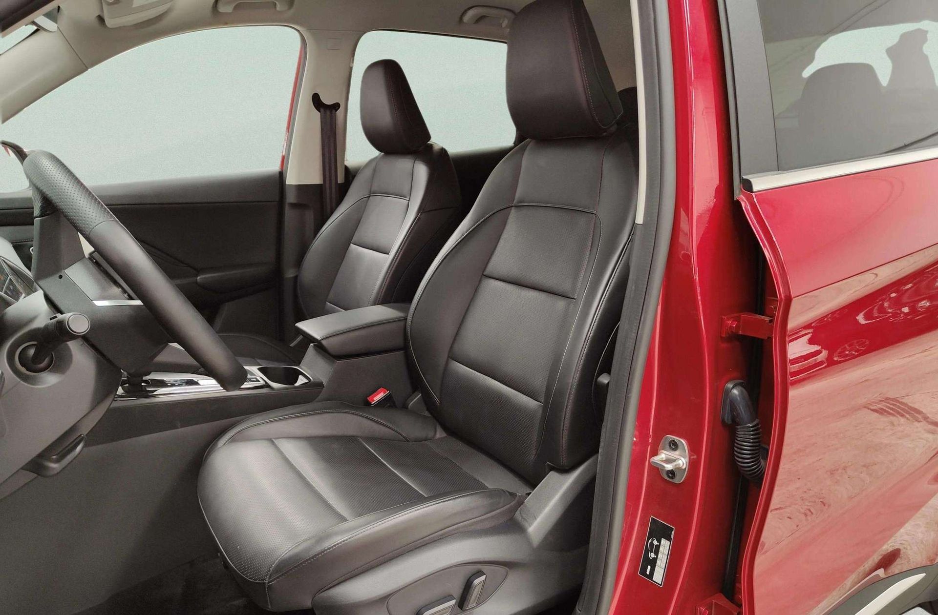 MG ZS 1.5 Hybrid+ Luxury - foto 12