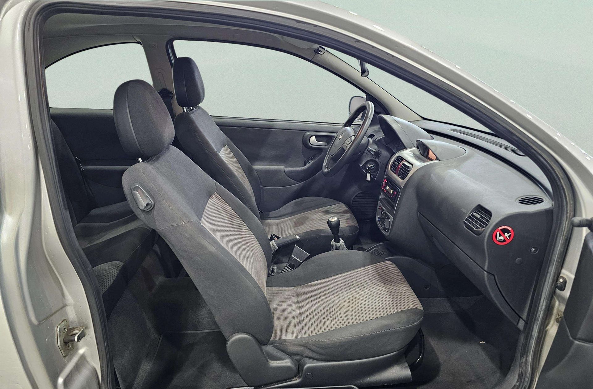 Opel Corsa 1.2 Blue Line - foto 17