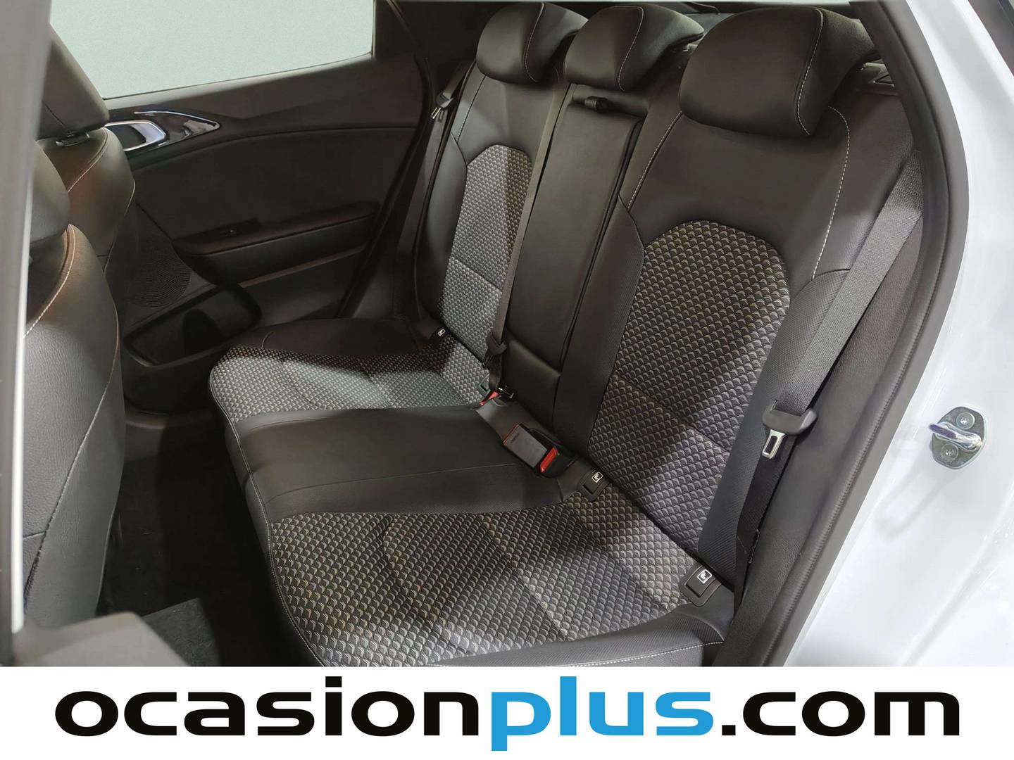 Foto KIA XCeed Kia XCeed 1.5 MHEV iMT Tech (140 CV)