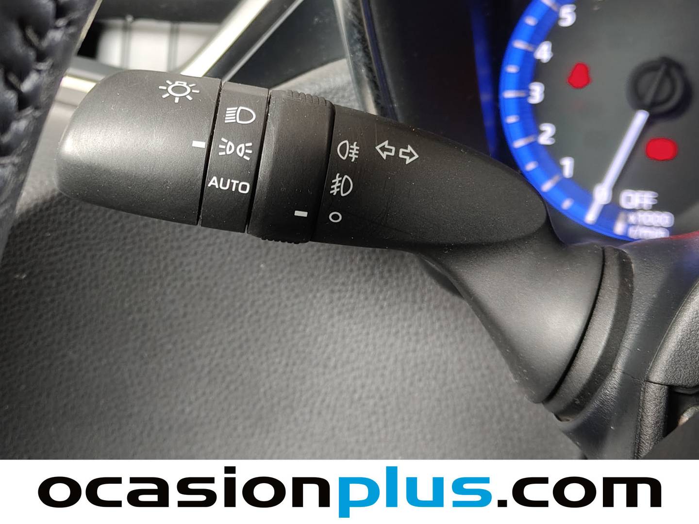 Toyota Corolla Toyota Corolla 125H Business E-CVT (122 CV) seminuevo