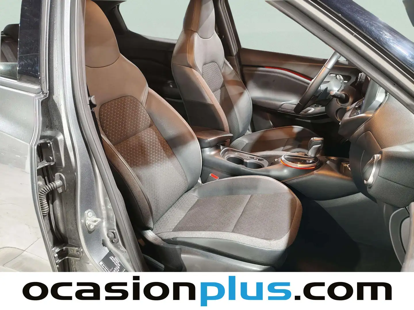 Foto Nissan JUKE Nissan Juke DIG-T N-Connecta 4x2 DCT  (114 CV)