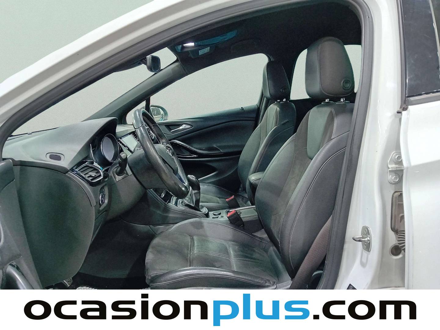 Foto Opel Astra Opel Astra 1.6 Turbo S&S GSi Line (200 CV)