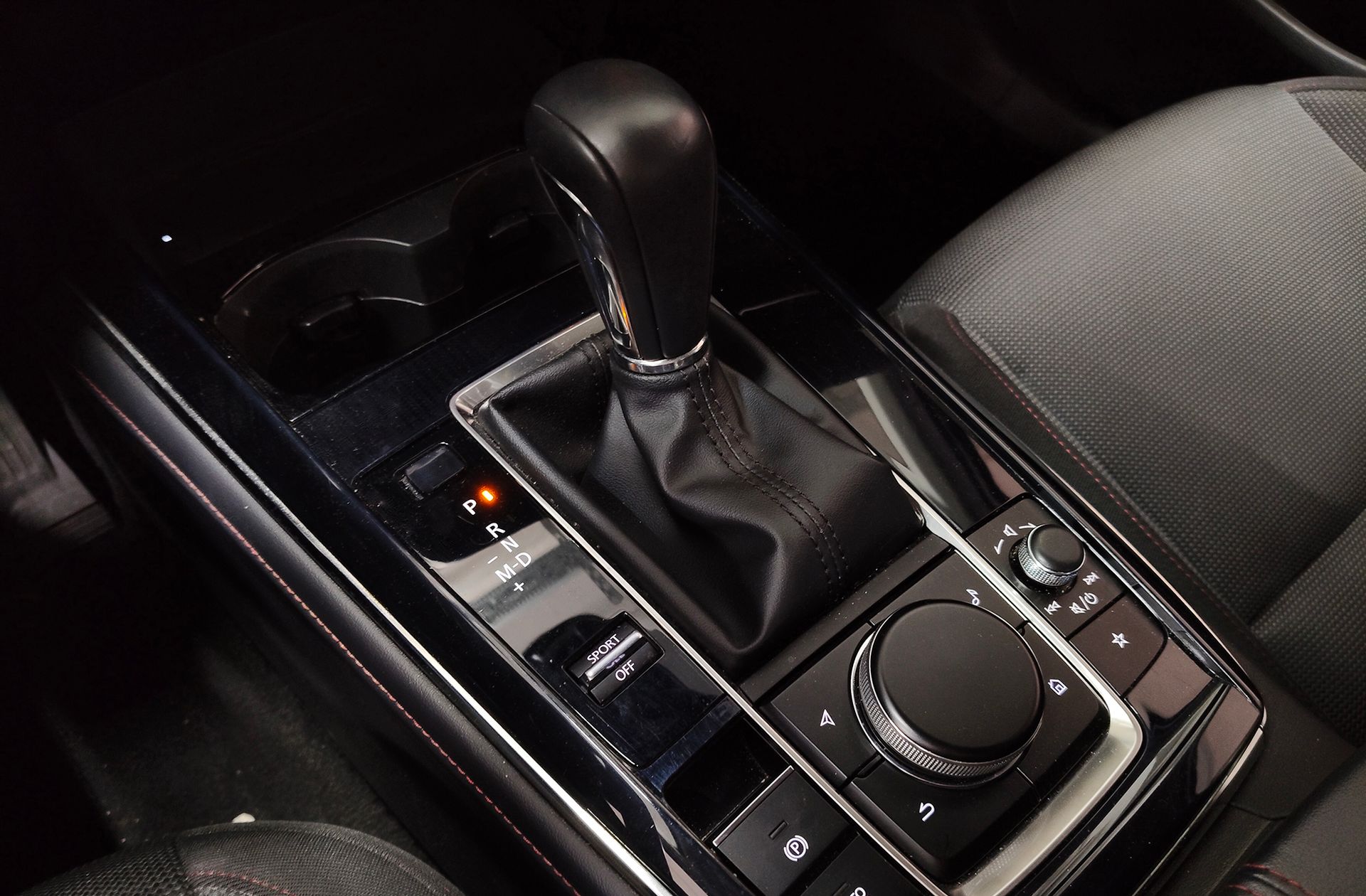 Mazda CX-30 e-Skyactiv G Homura - foto 5