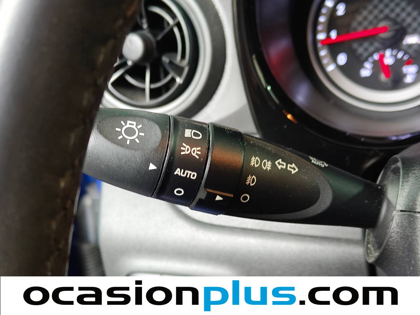 Extras del Hyundai i10 Hyundai i10 1.2 Tecno AT (84 CV)