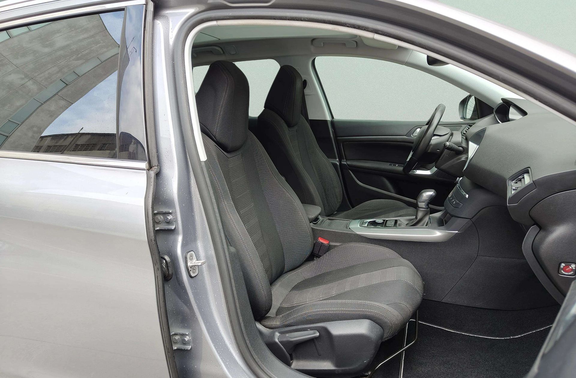 Peugeot 308 SW 2.0 BlueHDi Allure - foto 23