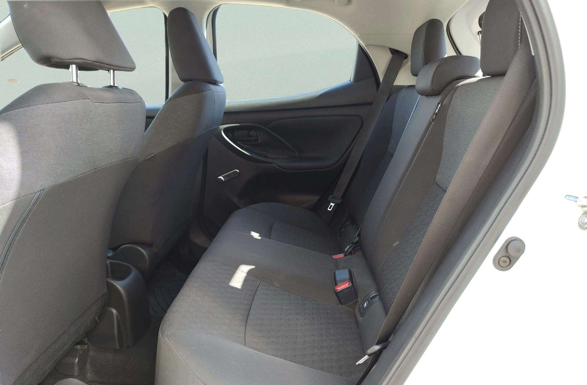 Toyota Yaris 1.5 S-Edition - foto 11