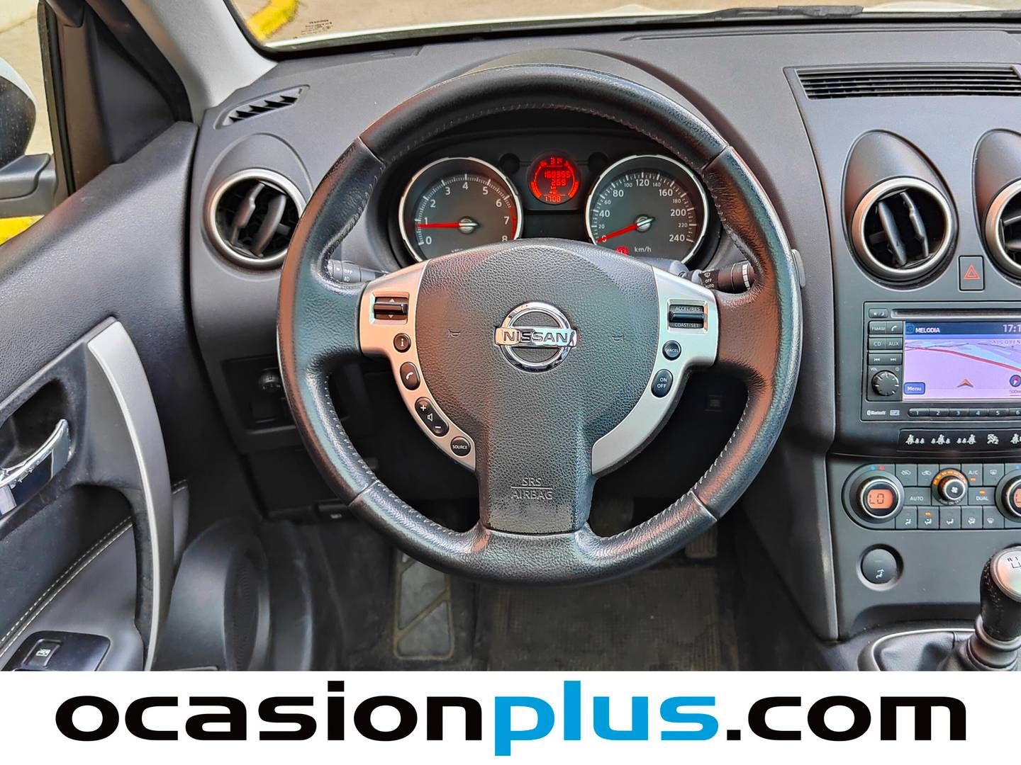 Nissan QASHQAI Nissan Qashqai TEKNA PREMIUM 4X2 17 de segunda mano