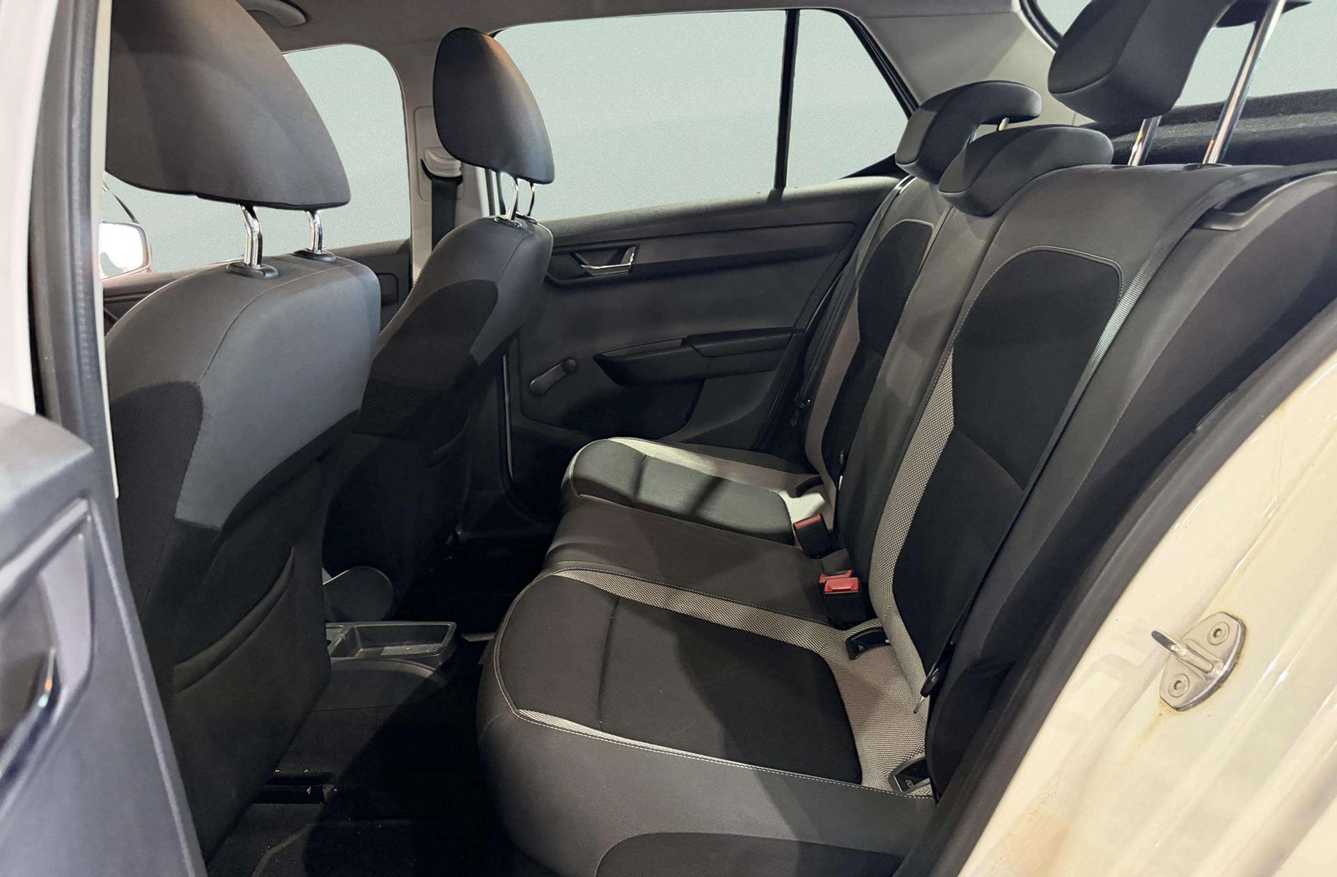 Škoda Fabia 1.4 TDI Ambition - foto 10
