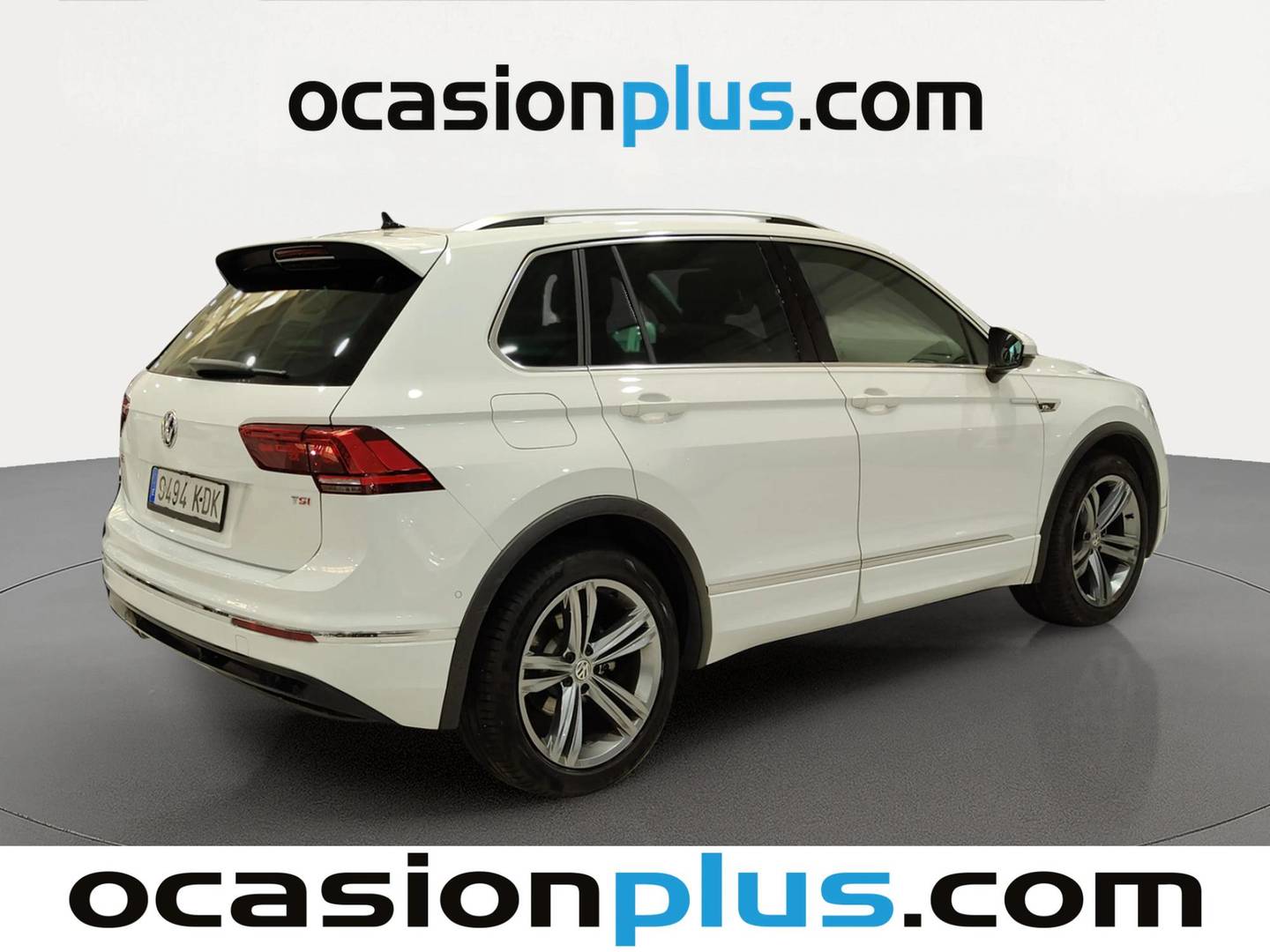Foto trasera Volkswagen Tiguan Volkswagen Tiguan Sport 1.4 ACT TSI (150 CV) DSG Paquete R-Line derecha