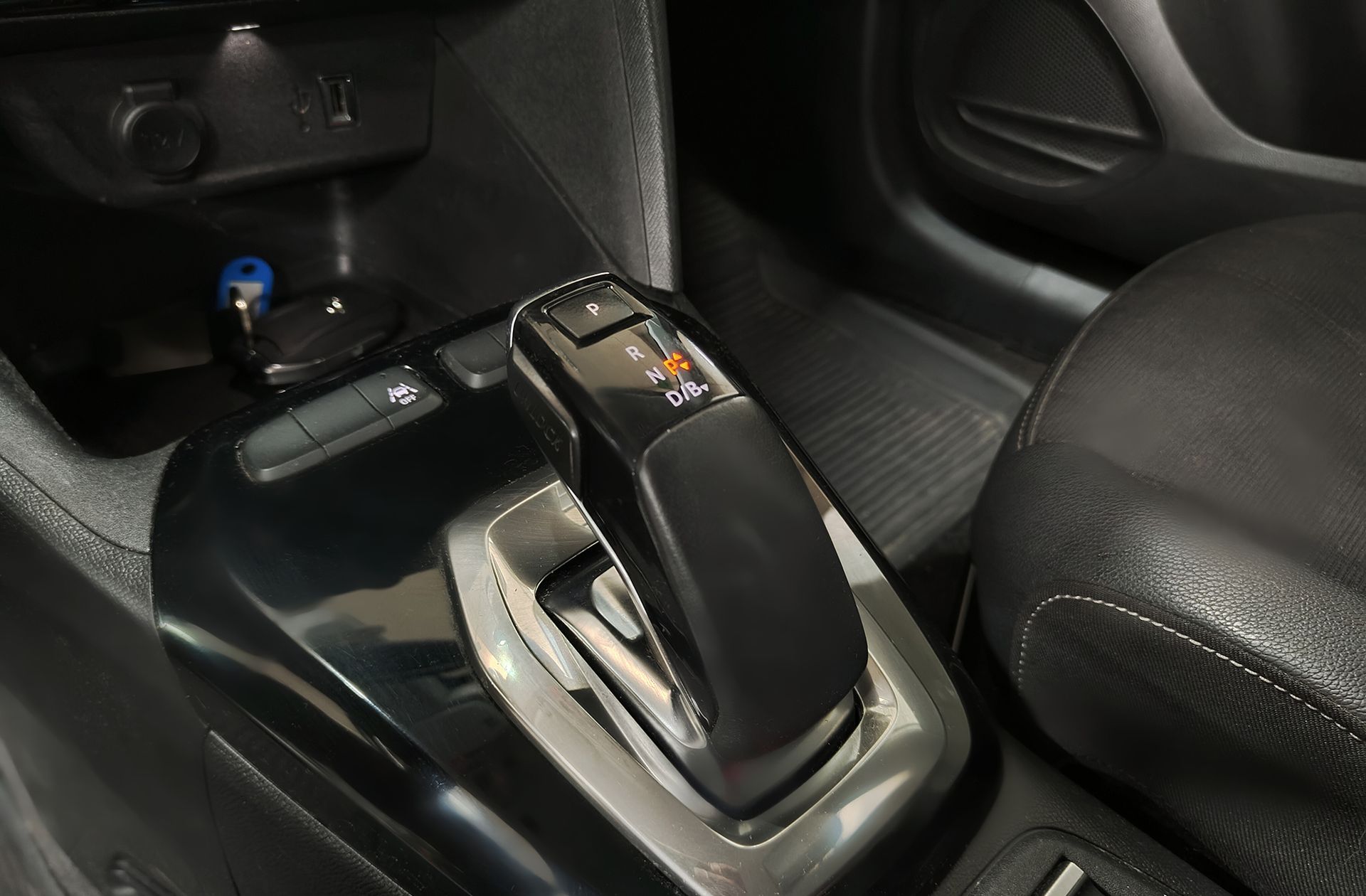 Opel Corsa Elegance-e - foto 7
