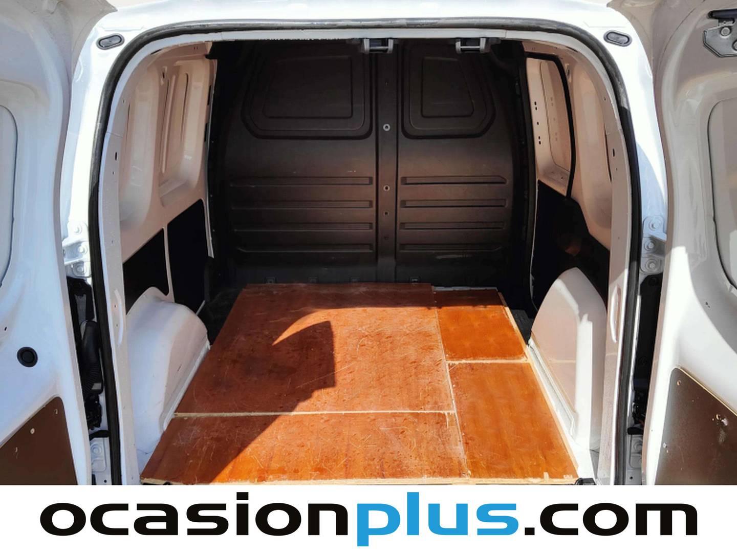 Foto asientos delanteros Renault Kangoo Furgón Renault Kangoo Furgon dCi Blue L1 (95 CV)