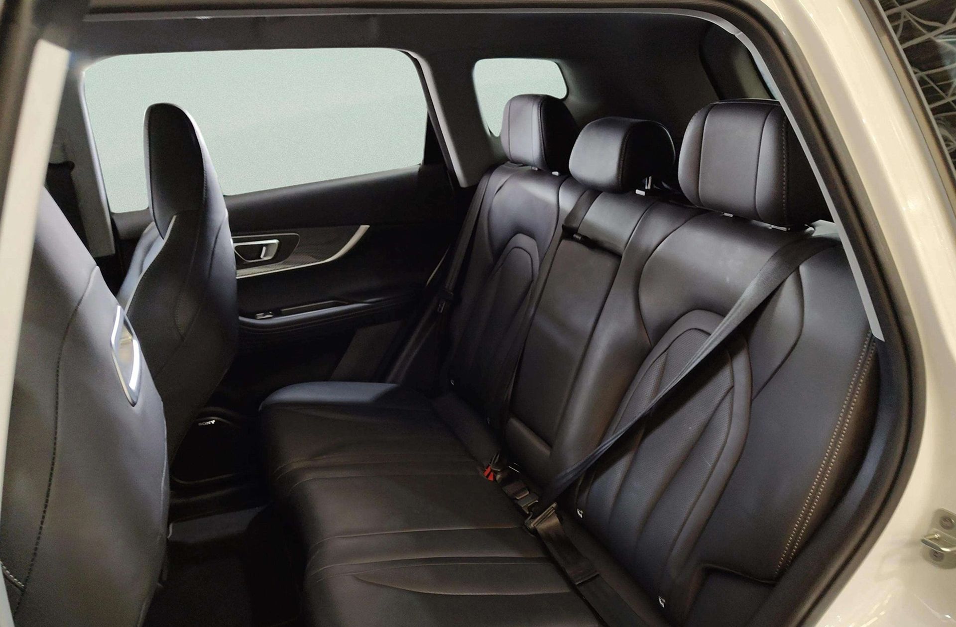 Ebro s700 1.6 T-GDi Luxury 7 DCT - foto 14
