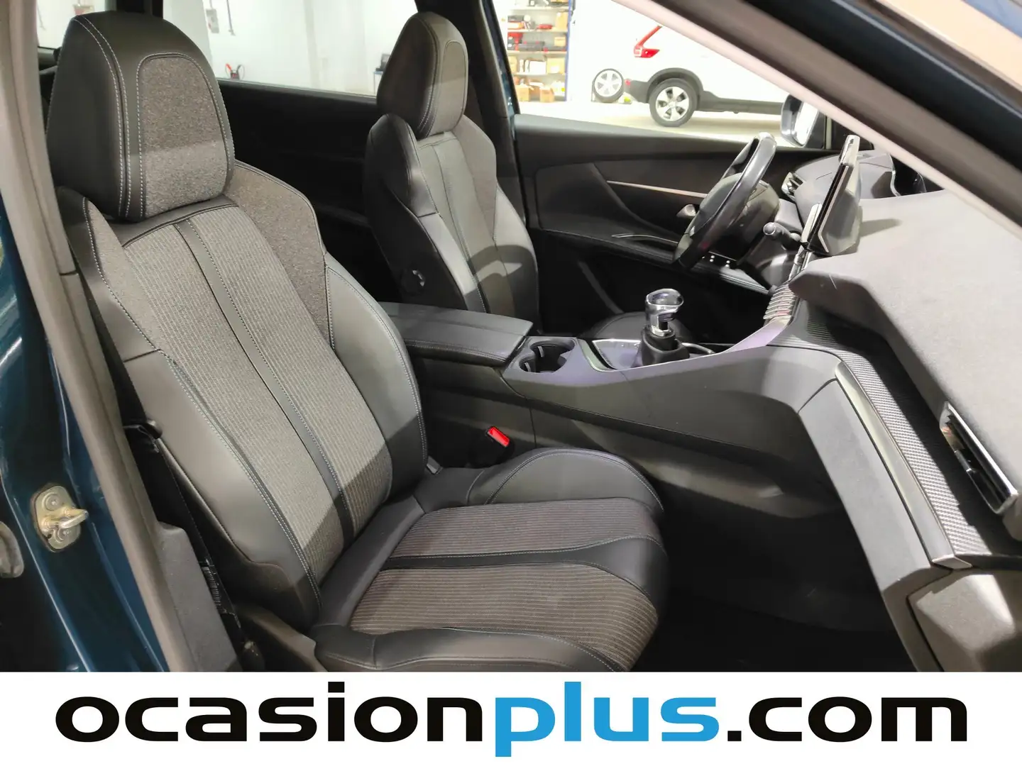 Foto Peugeot 5008 Peugeot 5008 BlueHDi 130 S&S Allure (130 CV) 7 Plazas