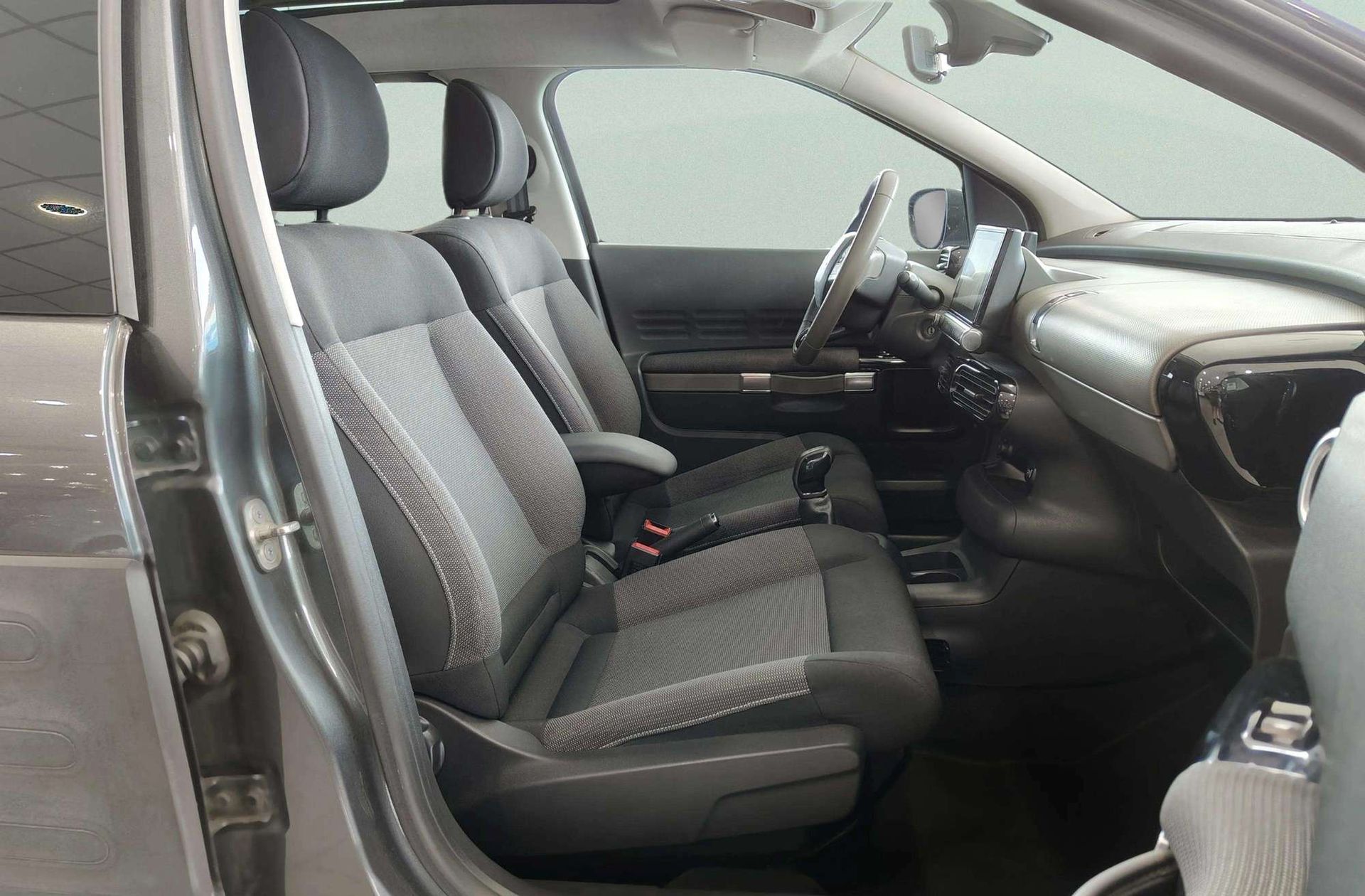 Citroën C4 Cactus BlueHDi 100 Shine - foto 19
