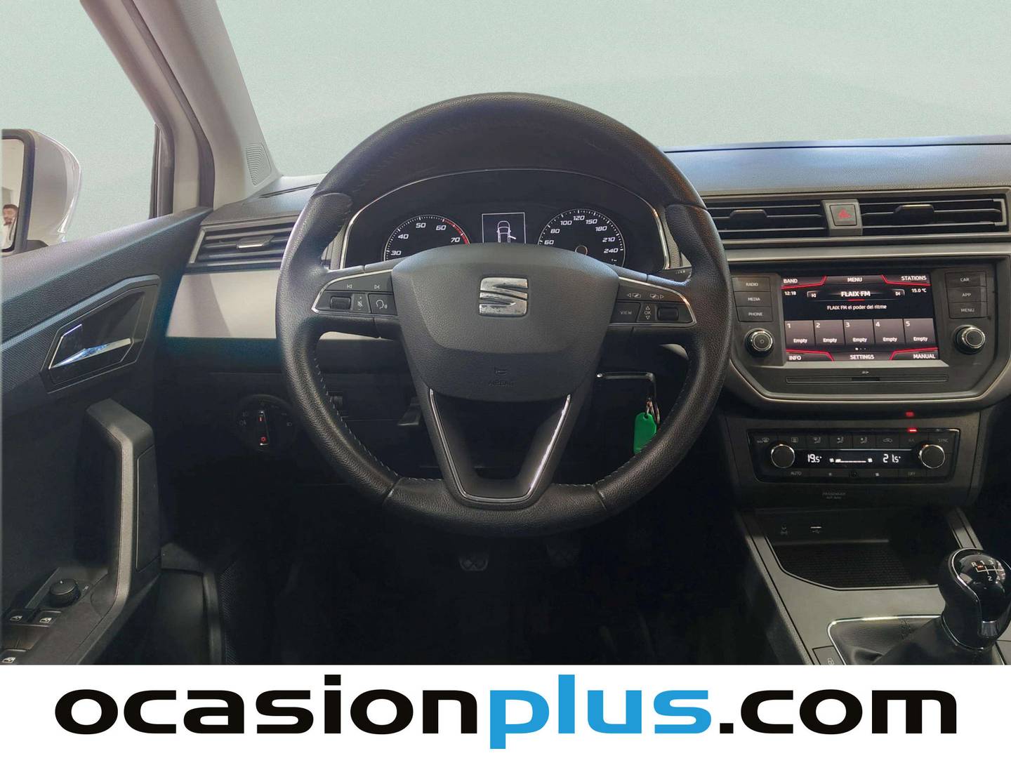 Seat Ibiza SEAT Ibiza 1.0 MPI Style (80 CV) manual