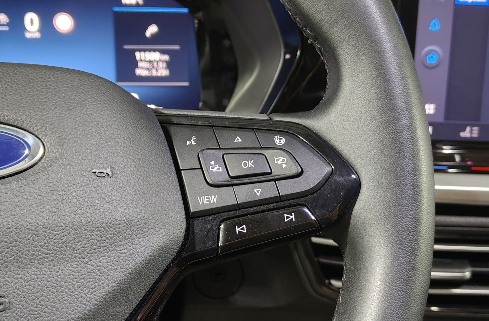 Ford Grand Tourneo Connect 2.0 EcoBlue Titanium 7 plazas - foto 29