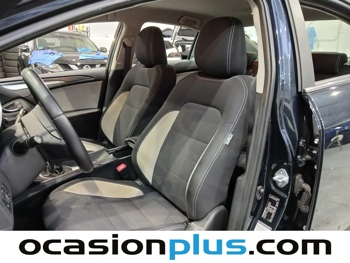 Foto Toyota Avensis Toyota Avensis 150D Advance (143 CV)