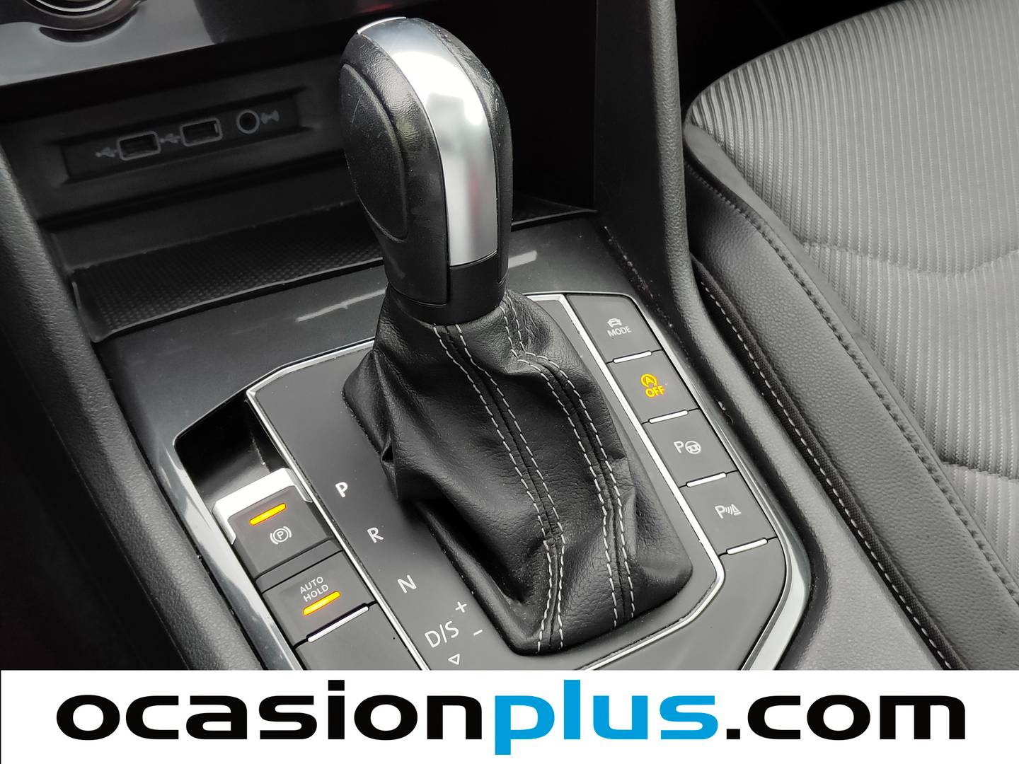 Foto Volkswagen Tiguan Volkswagen Tiguan Sport 1.5 TSI (150 CV) DSG R-Line