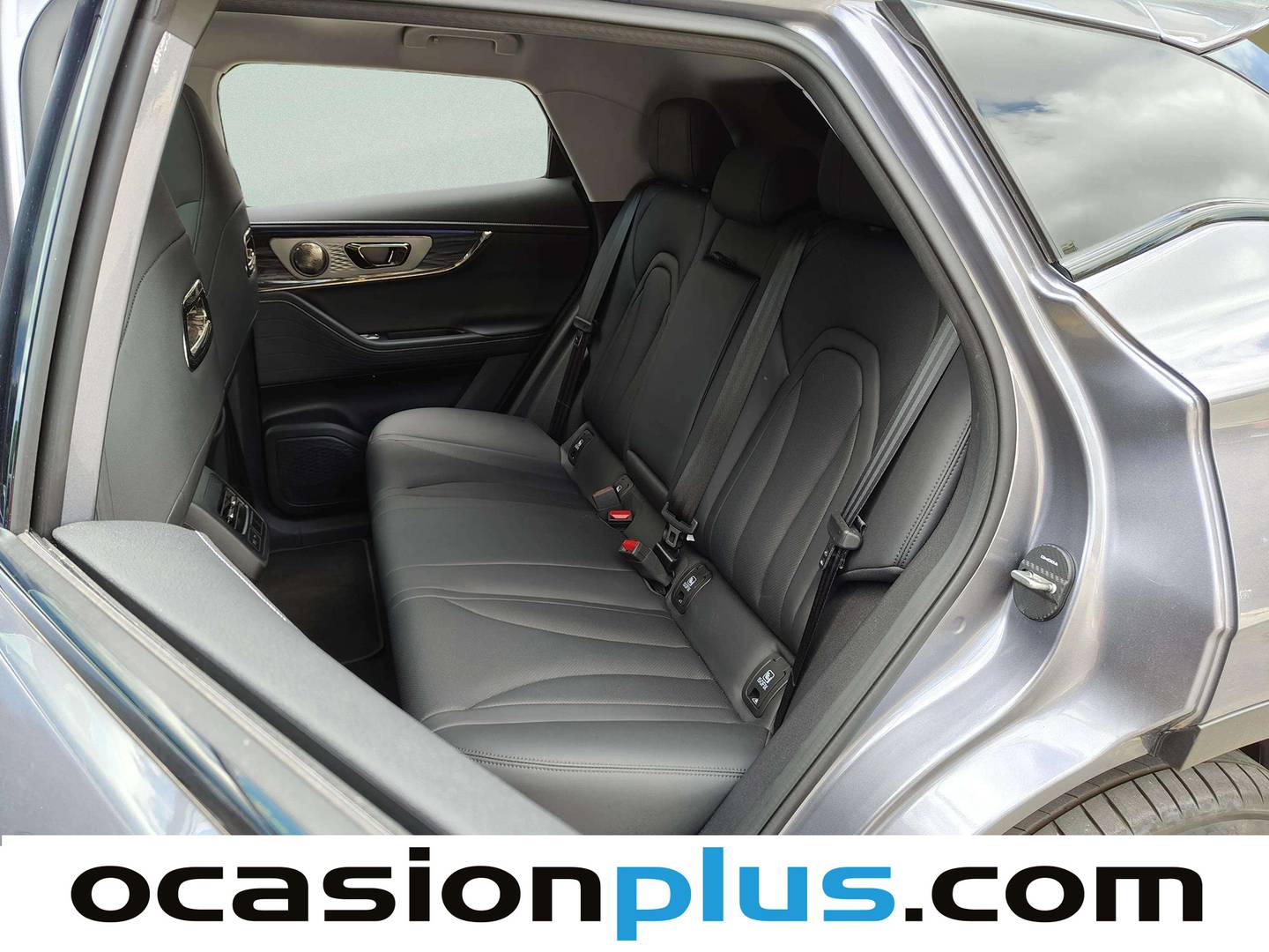 Foto asientos traseros OMODA 5 EV Omoda 5 EV 61kWh Premium (211 CV)