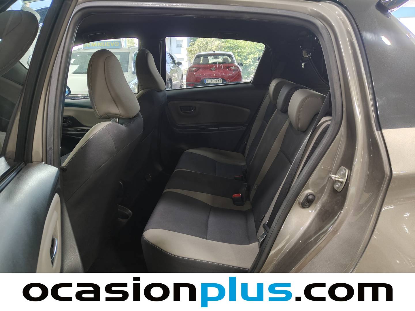 Foto asientos traseros Toyota Yaris Toyota Yaris 1.3 100 Feel (99 CV)