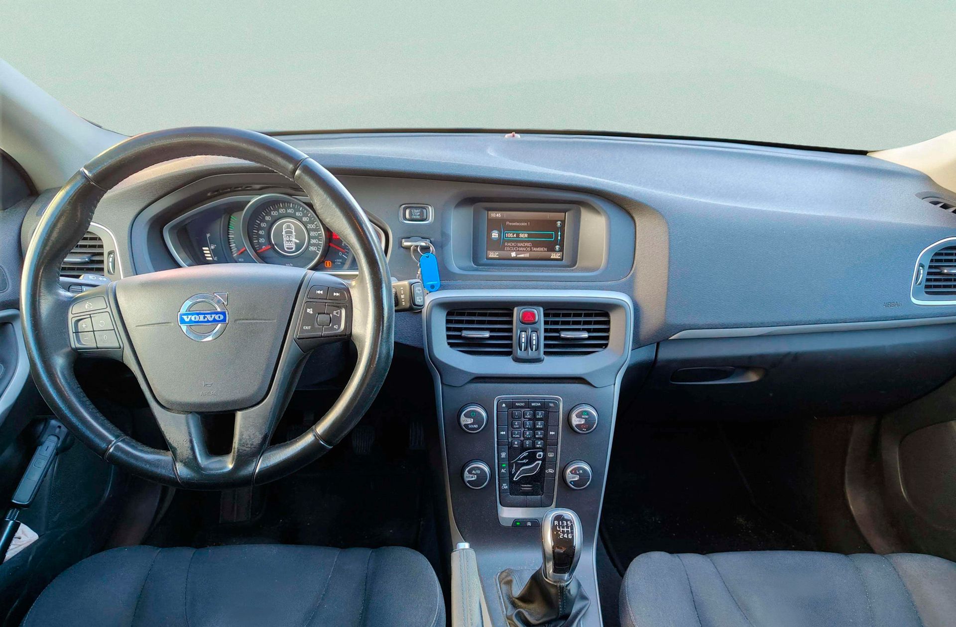 Volvo V40 D2 Kinetic - foto 6
