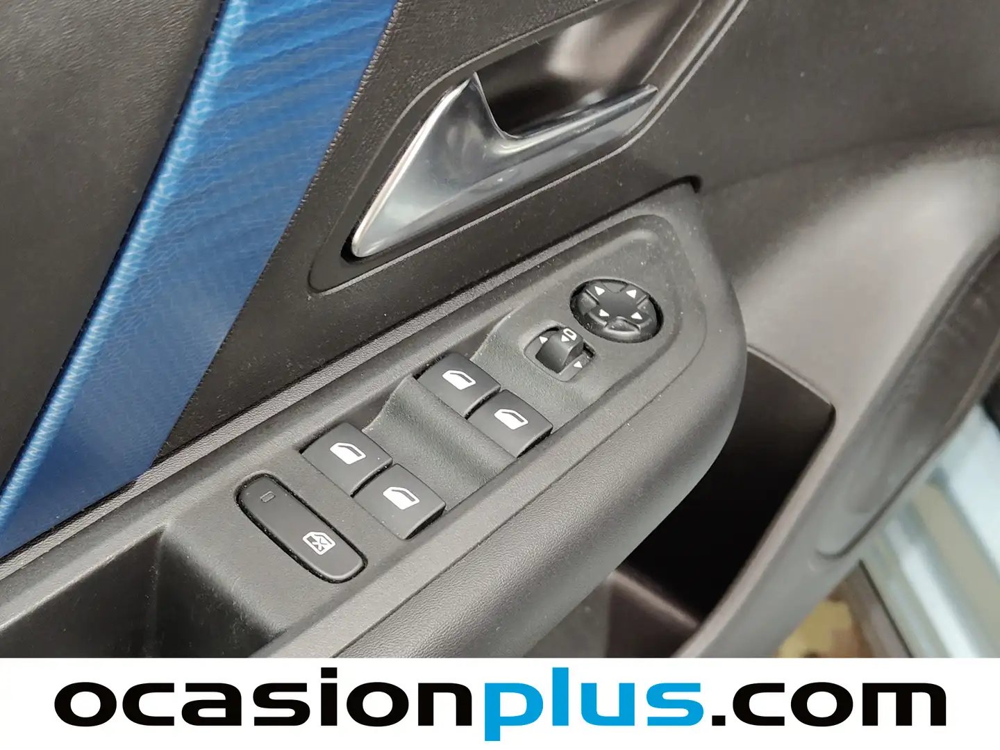 Foto Citroën ë-C4 Citroen ë-C4 eléctrico 50kWh Shine (136 CV)