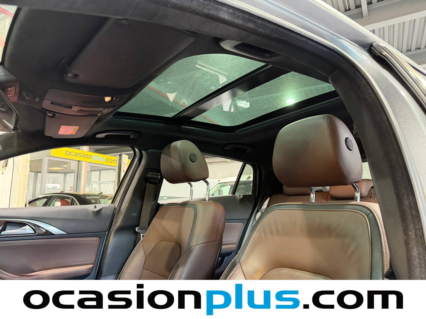 Extras y acabados del Infiniti QX30 Infiniti QX30 2.2D Premium Tech AWD 7DCT (170 CV)