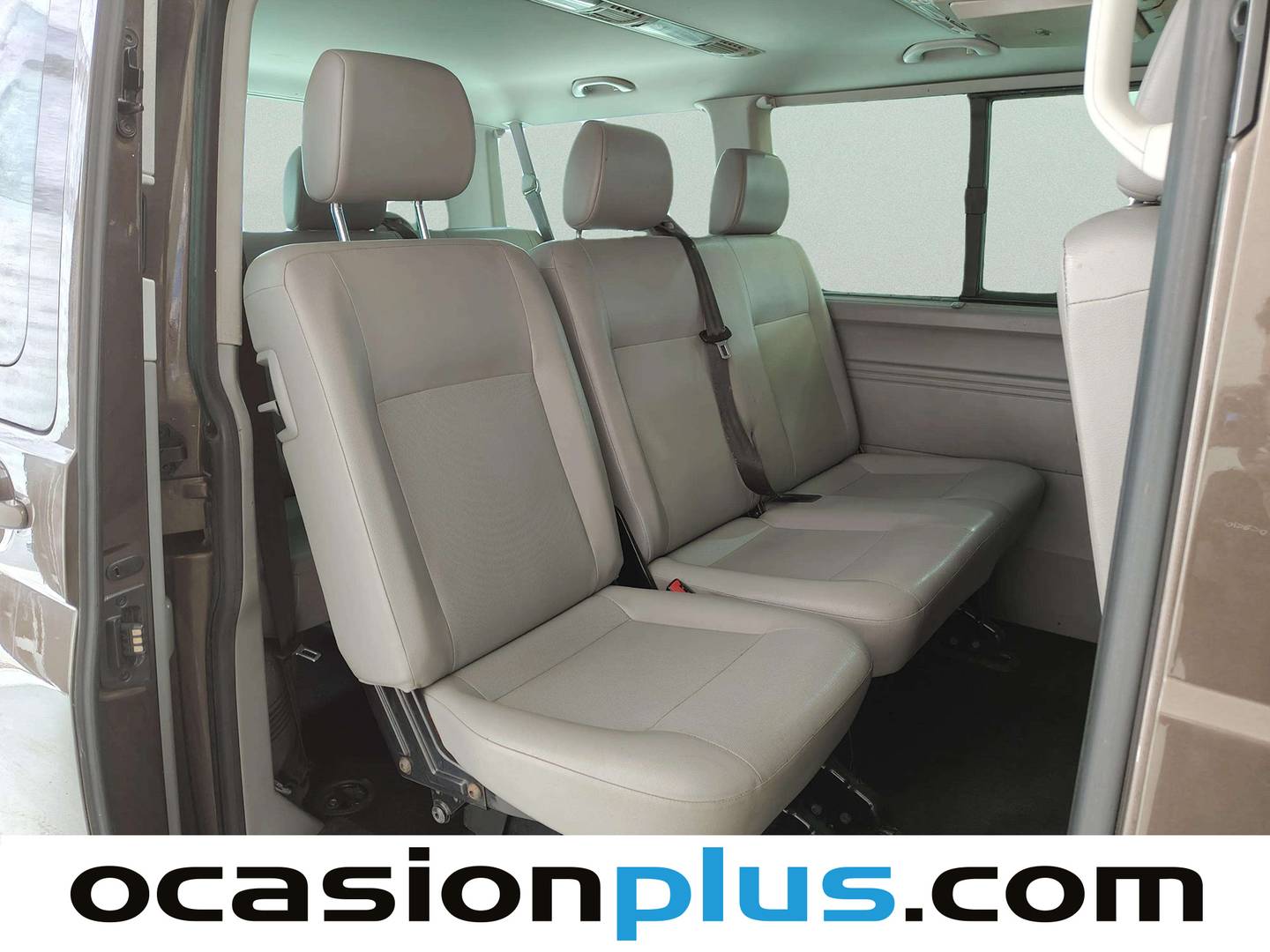 Fotos maletero Volkswagen Caravelle Volkswagen Caravelle Comfortline Batalla Corta 2.0 BiTDI 4Motion (180 CV) DSG 9 Plazas