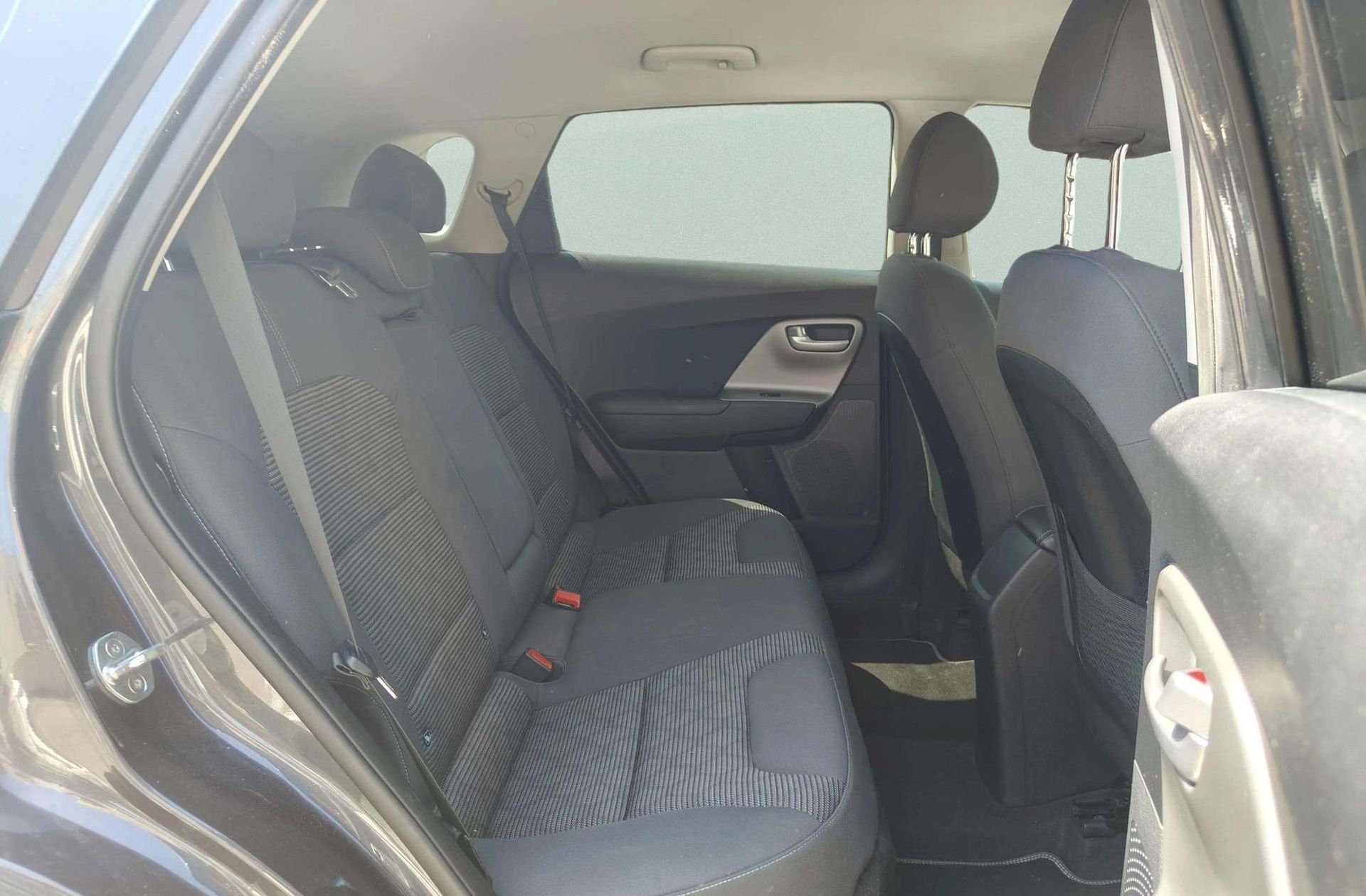 Kia Niro 1.6 GDi HEV Híbrido Drive - foto 17