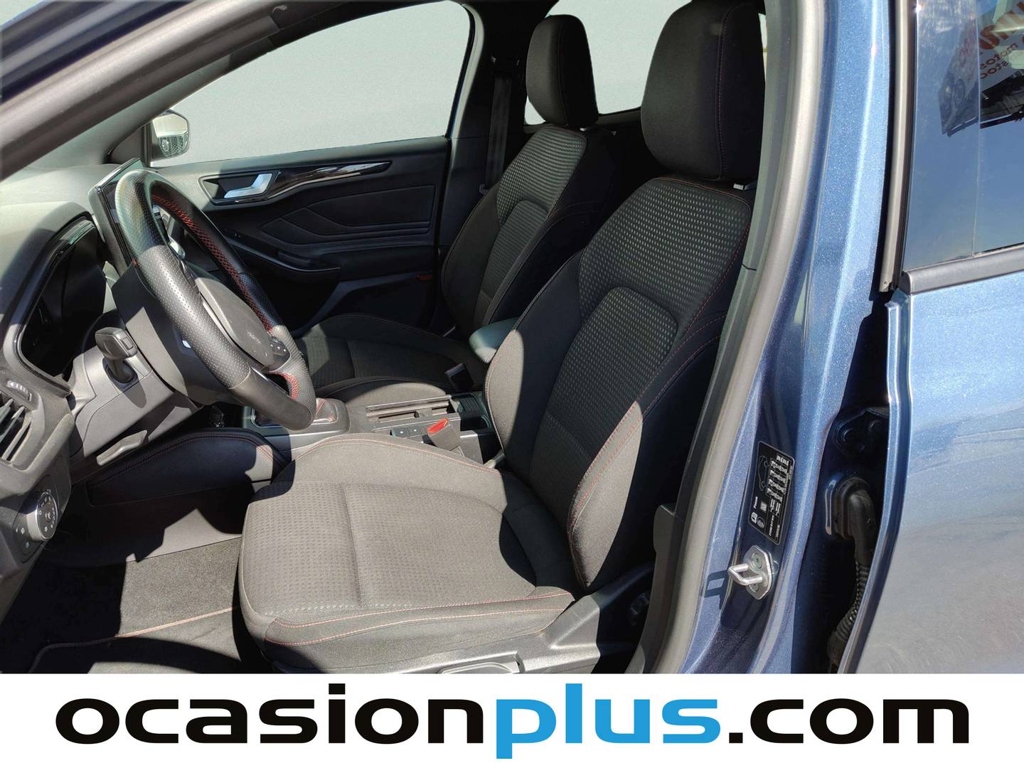 Foto asientos delanteros Ford Focus Ford Focus 1.0 Ecoboost MHEV ST-Line (125 CV)