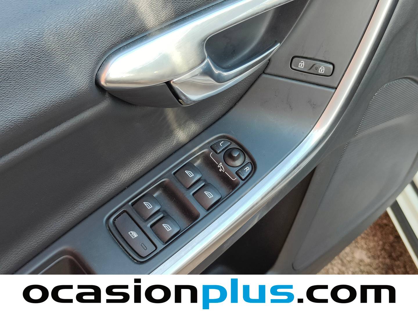 Foto Volvo V60 Volvo V60 D3 Momentum (150 CV)