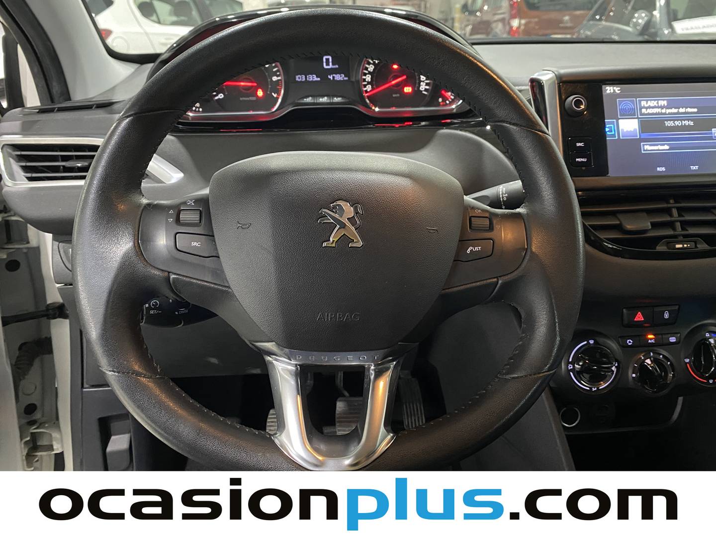 Peugeot 208 Peugeot 208 1.2L PureTech Style (82 CV) manual