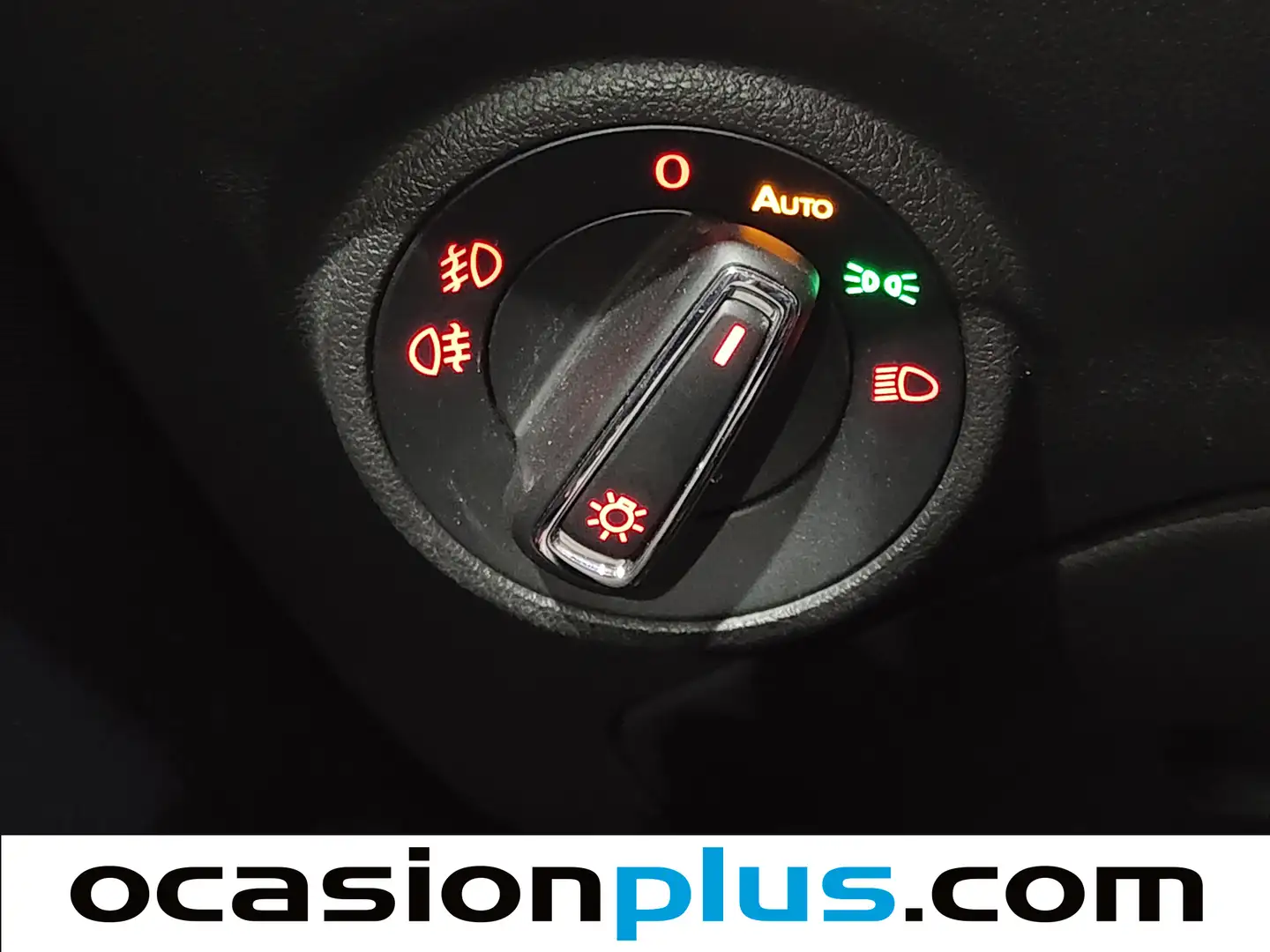 Foto Seat León SEAT León 1.4 TSI S&S ACT FR Plus DSG7 (150 CV)