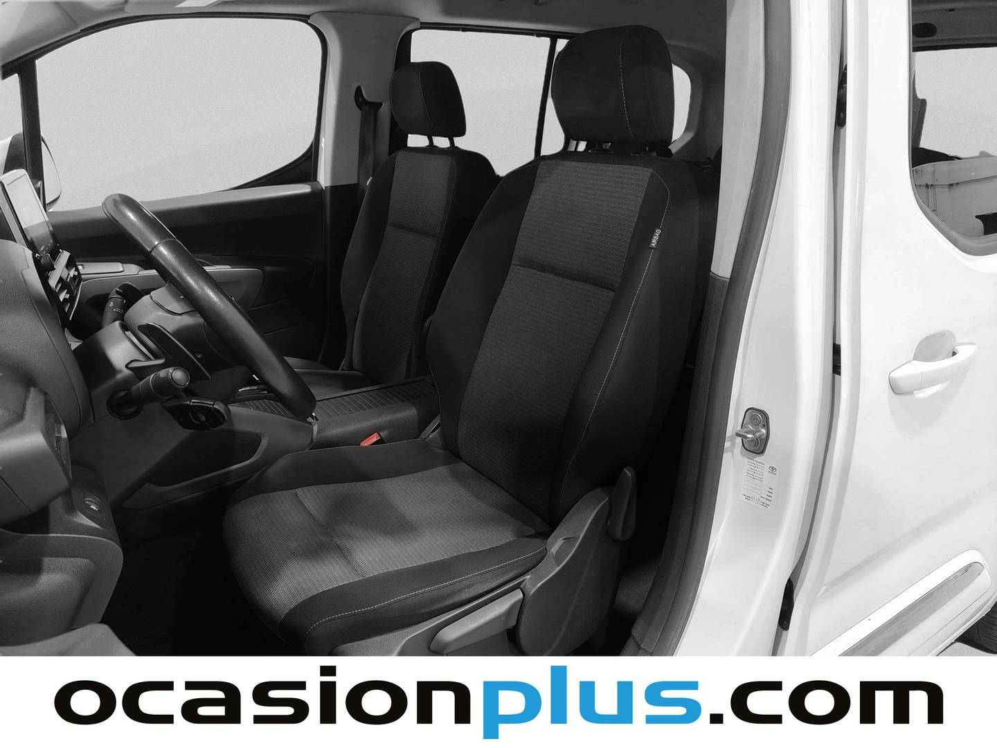 Foto asientos delanteros Toyota Proace City Verso Toyota Proace City Verso 1.2 Family Advance Auto L1 5 Plazas (131 CV)