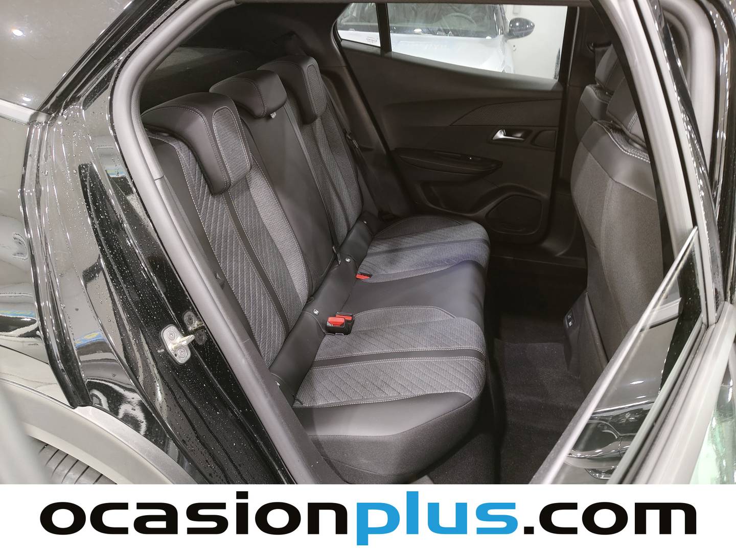 Peugeot 2008 Peugeot 2008 Allure Hybrid eDCS6 (145 CV) híbrido