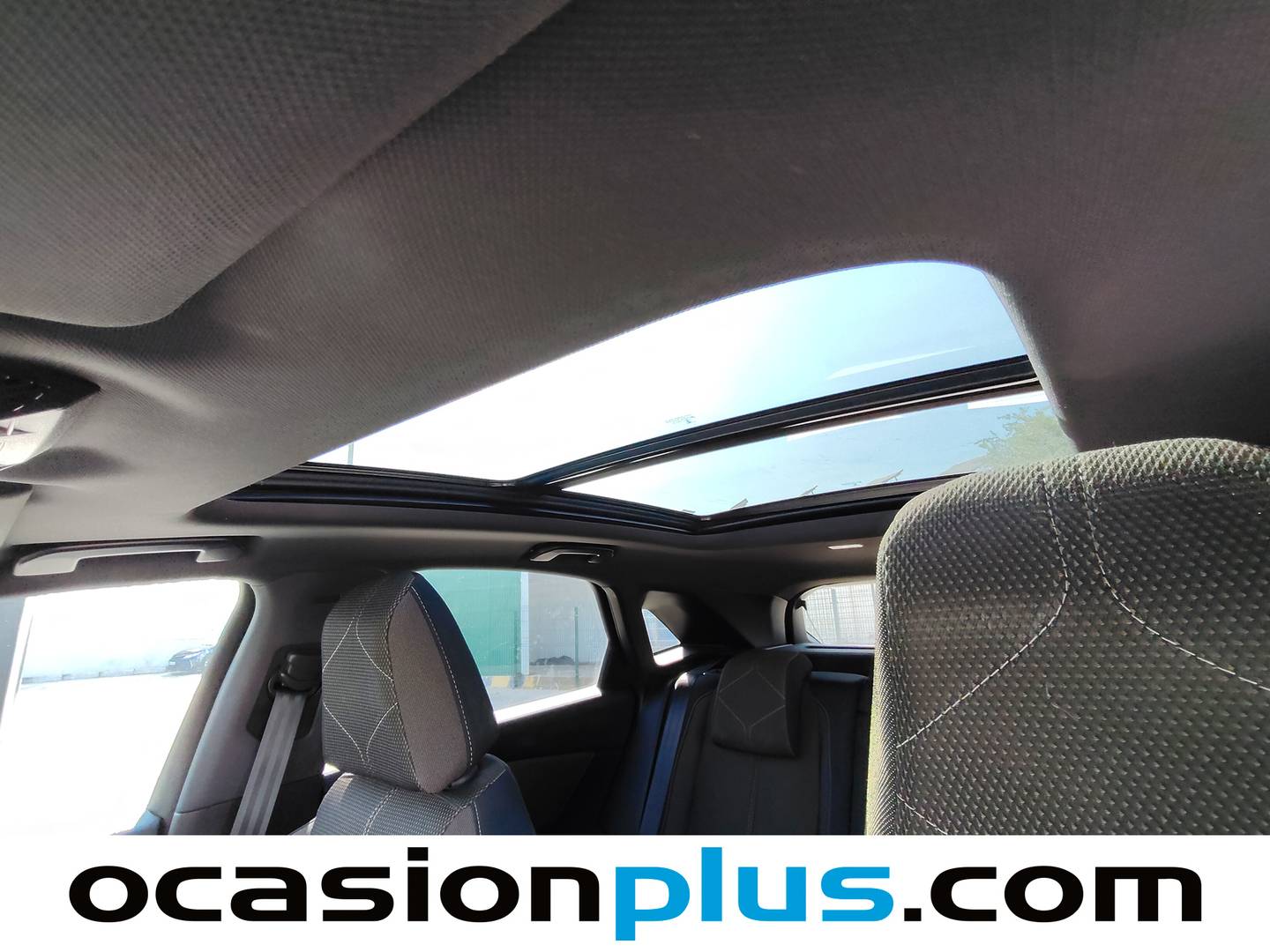 Extras y acabados del DS DS 7 Crossback DS DS7 Crossback BlueHDi 130 DE Bastille + AT (130 CV)