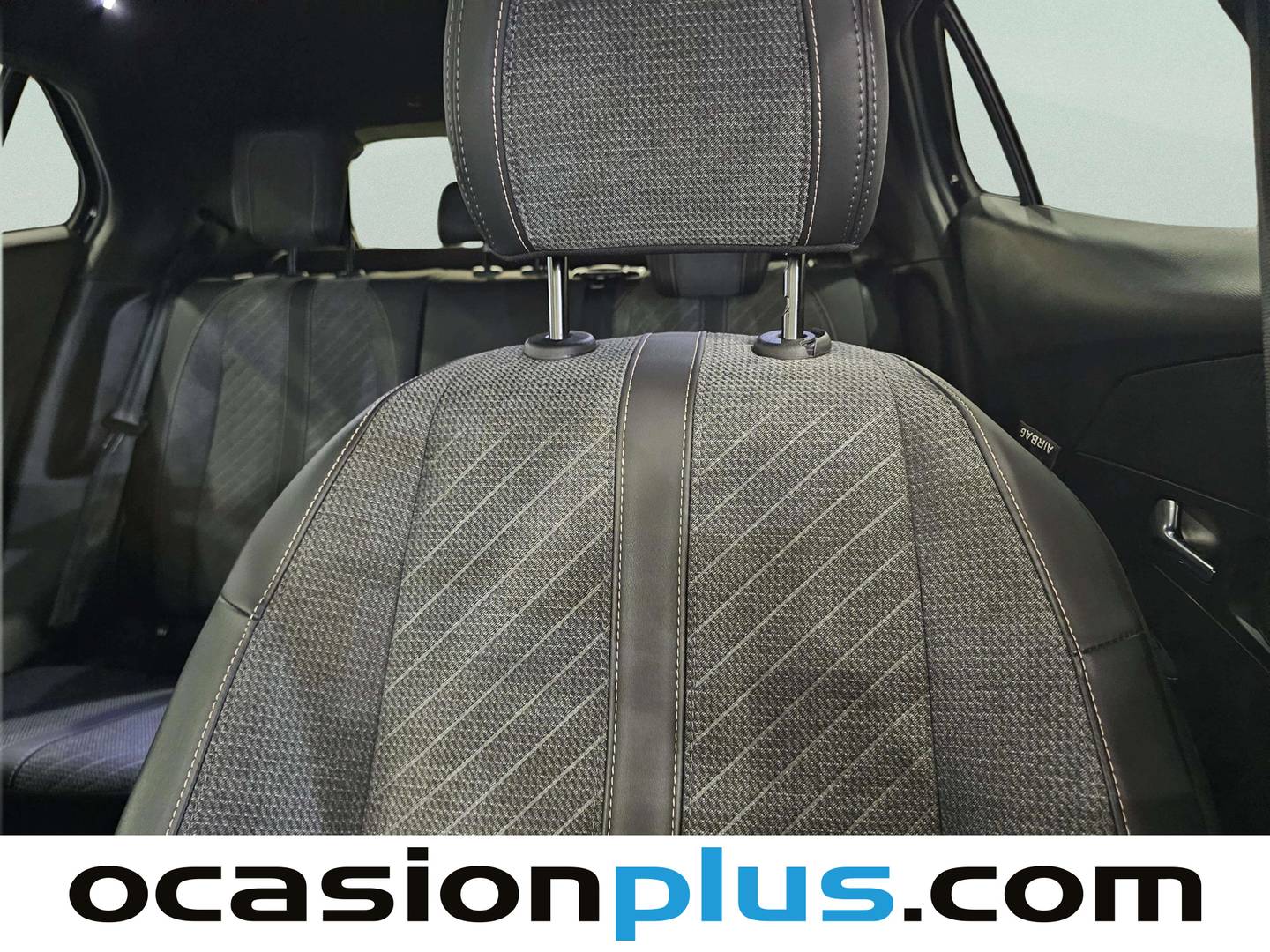 Peugeot 2008 Peugeot 2008 Allure Hybrid eDCS6 (145 CV) seminuevo