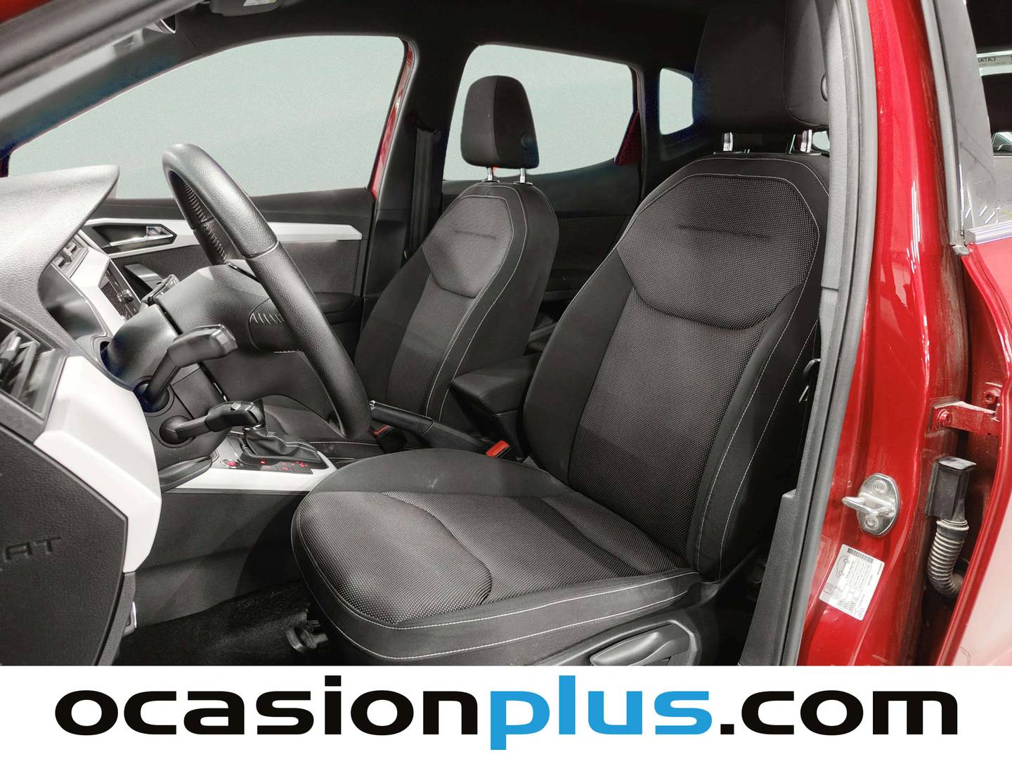 Foto asientos delanteros Seat Arona Seat Arona 1.0 TSI Ecomotive S&S Xcellence Edition DSG (115 CV)