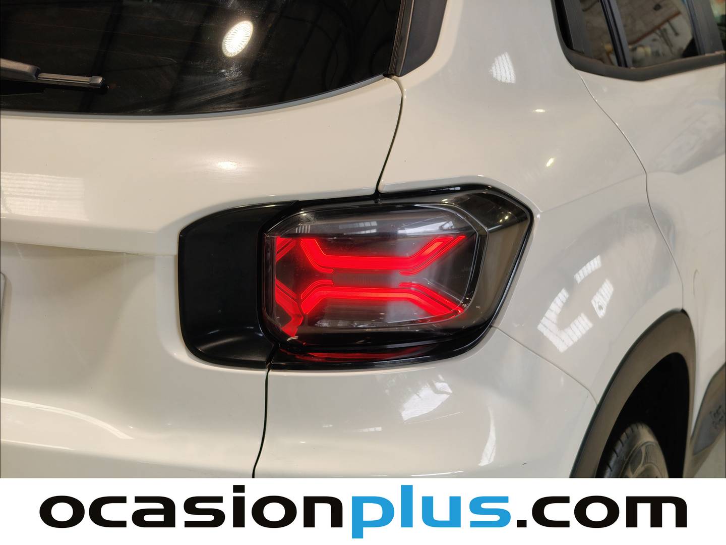 Foto Jeep Avenger Jeep Avenger 1.2 G Summit (100 CV)