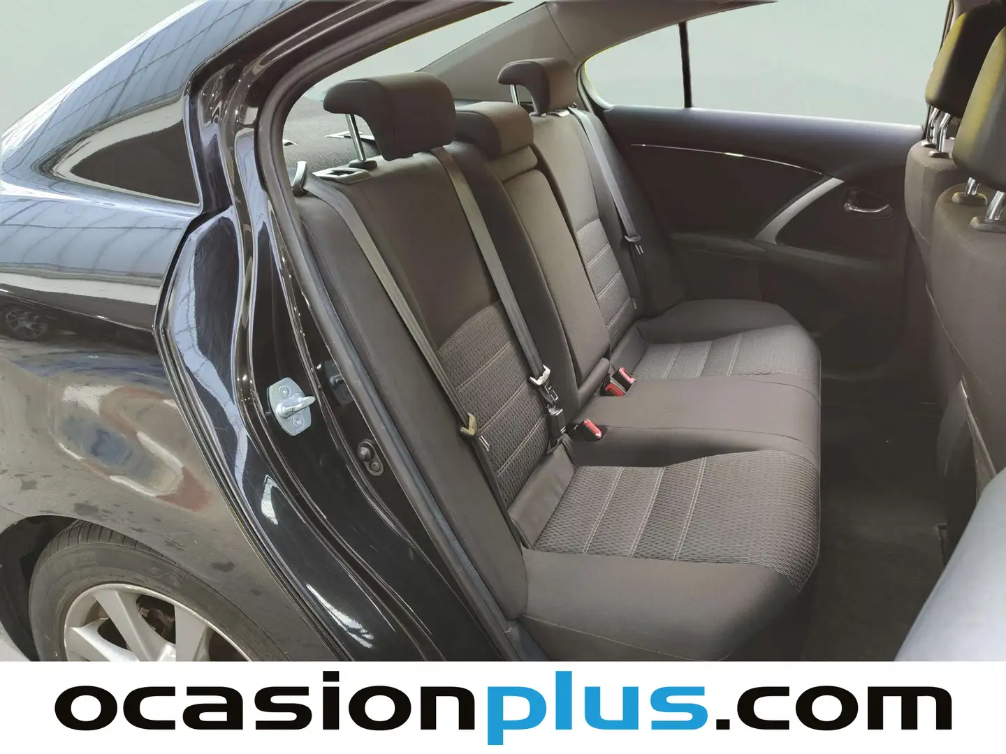 Foto Toyota Avensis Toyota Avensis 120 D Advance (124 CV)