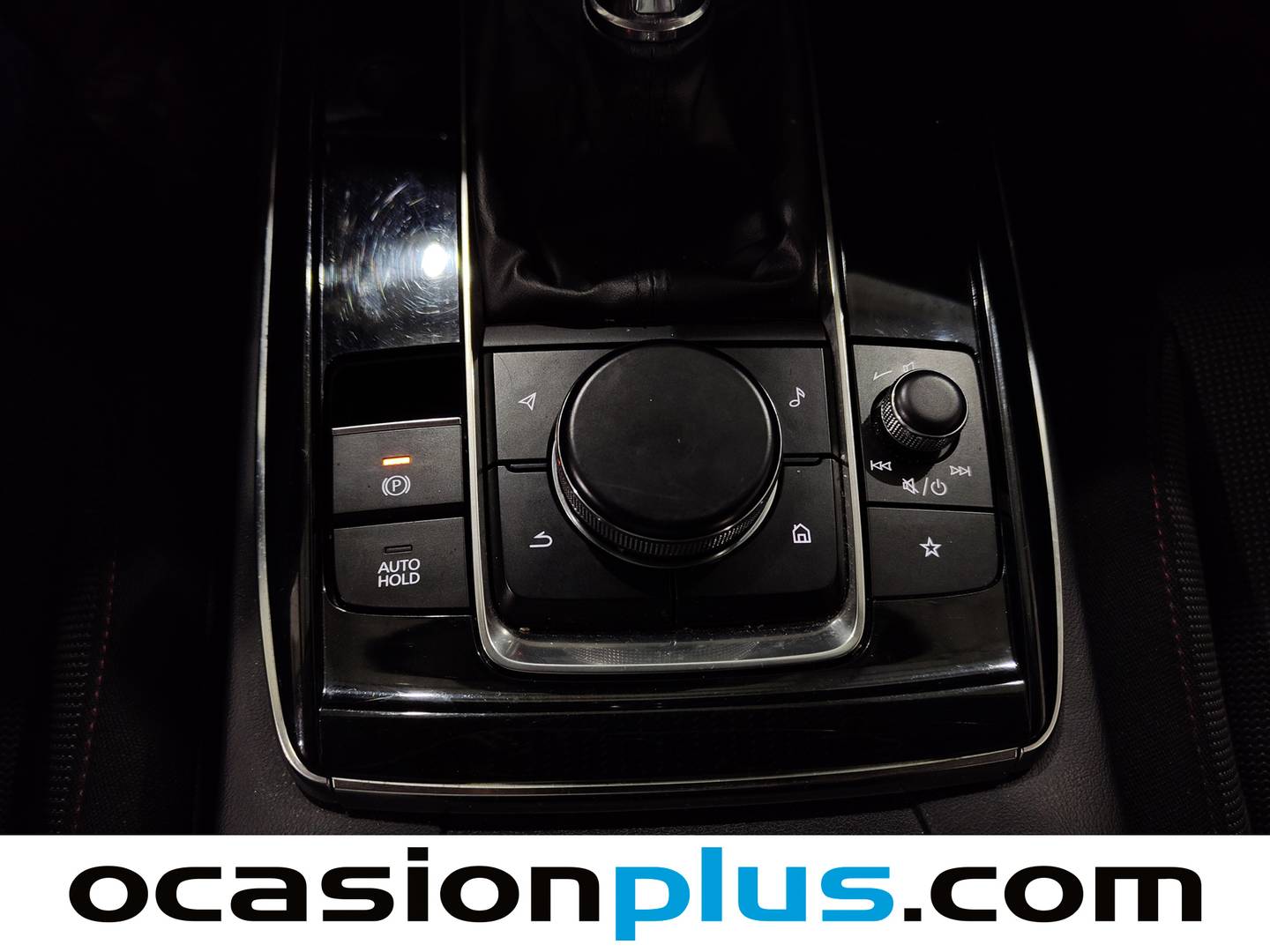 Foto Mazda CX-30 Mazda CX-30 e-SKYACTIV G MHEV Homura (140 CV)