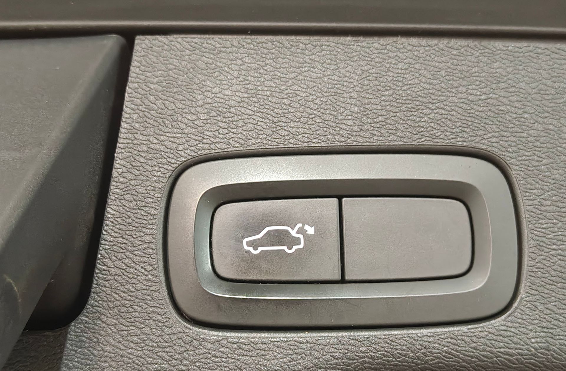 Volvo XC60 D4 Momentum - foto 20