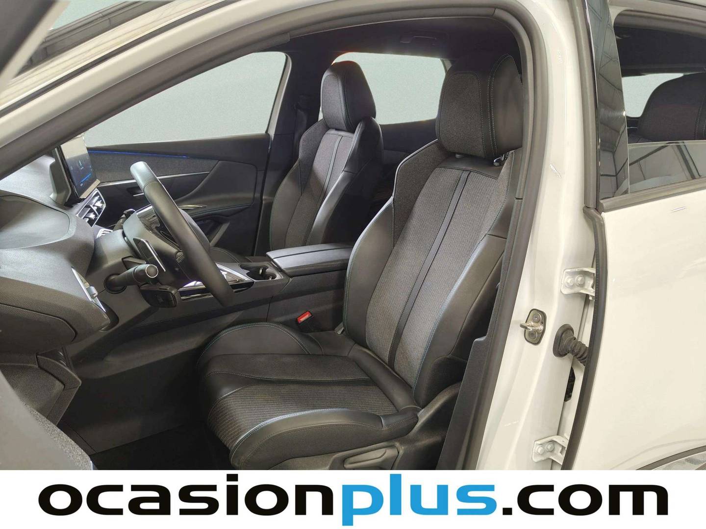 Foto asientos delanteros Peugeot 3008 Peugeot 3008 PureTech 130 S&S Allure Pack EAT8 (130 CV)